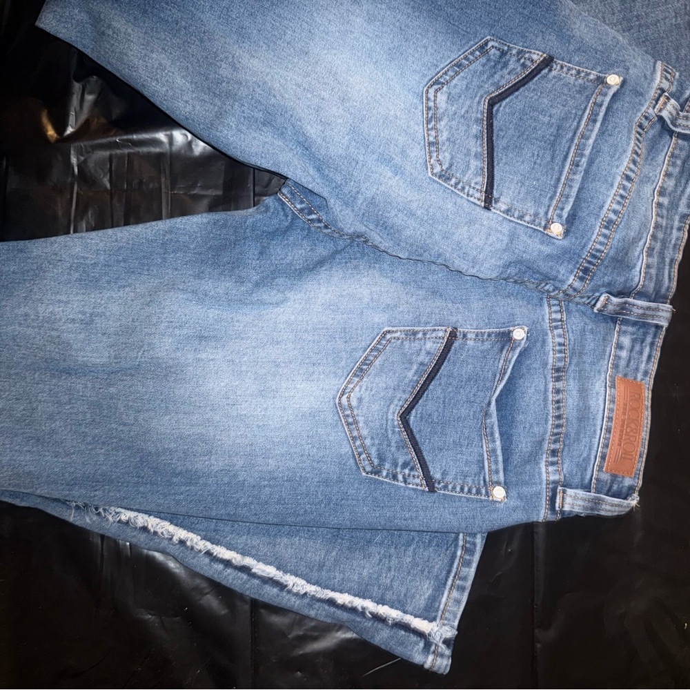 Rock & Roll Cowgirl Light Blue Relaxed Jeans